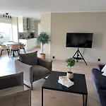 2 Med Panoramautsikt شقة *